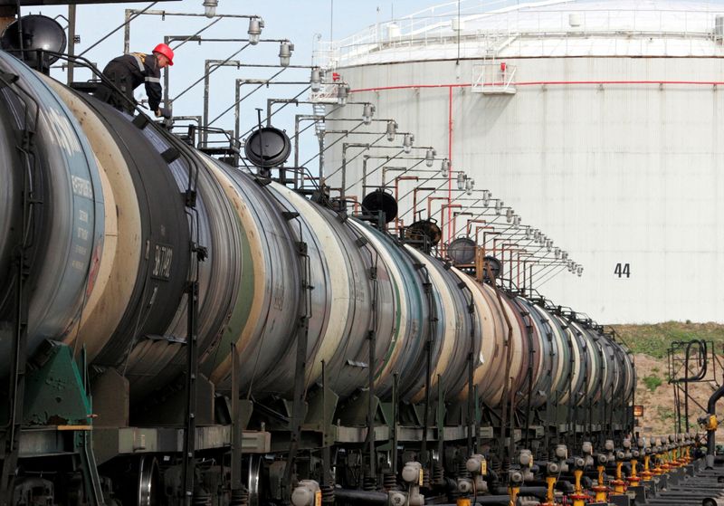 opep+-set-para-otro-caminata-de-petroleo-como-tamano-de-debate-saudita-y-rusia,-dicen-las-fuentes