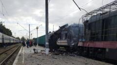 al-menos-30-heridos-en-la-huelga-rusa-en-la-estacion-de-tren,-zelensky-dice