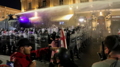 los-manifestantes-de-georgia-intentan-asaltar-el-palacio-presidencial-de-tbilisi