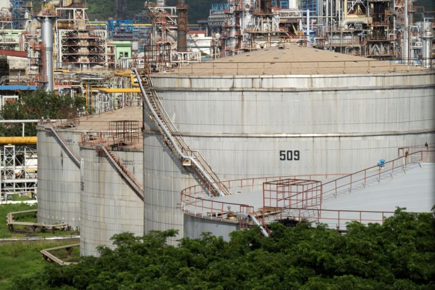 la-opep+-se-acerca-al-acuerdo-en-principio-para-137k-b/d-de-caminata-en-noviembre
