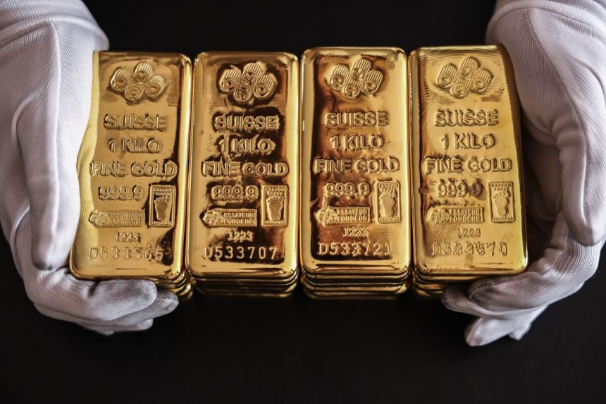 poderes-de-oro-hacia-$-4,000-a-medida-que-el-gobierno-de-los-estados-unidos-el-cierre-se-arrastra