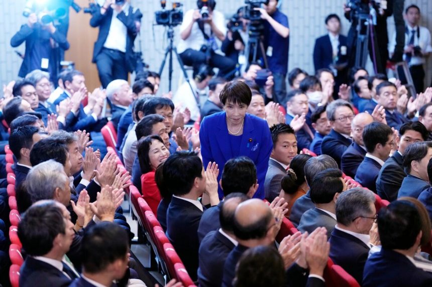 las-acciones-asiaticas-saltan-al-registro-en-japon,-gold-rallies:-markets-wrap