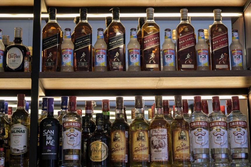 las-ventas-de-licores-de-sao-paulo-bars-se-caen-despues-de-las-intoxicaciones-de-metanol
