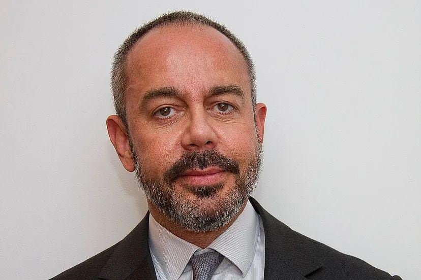 el-inversor-del-sabadell-david-martinez-explica-por-que-va-a-la-opa:-“esto-no-es-una-batalla-entre-los-montescos-y-los-capuletos”