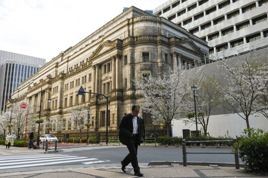 el-asesor-de-takaichi-dice-que-octubre-demasiado-temprano-para-el-aumento-de-las-tarifas-de-boj