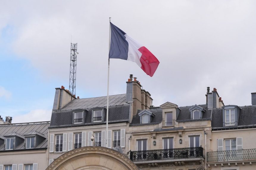 fuera-de-francia,-una-historia-de-dos-cliches