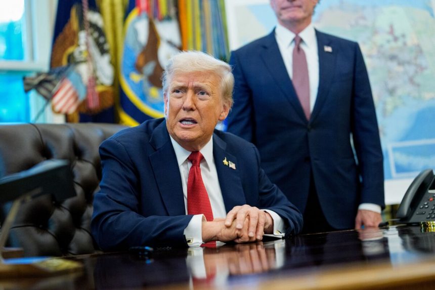 trump-abre-la-puerta-a-las-conversaciones-que-el-partido-republicano-se-ha-resistido-a-medida-que-el-cierre-se-extiende