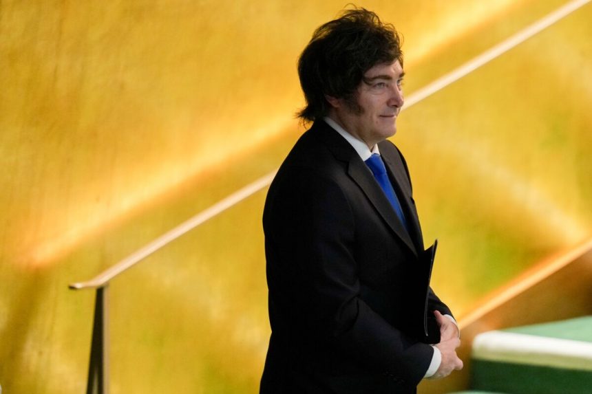 milei-se-queda-sin-dolares-mientras-argentina-espera-el-salvavidas-de-estados-unidos