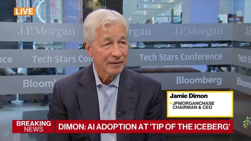 dimon-ve-muchas-conversaciones-sobre-fusiones-y-potencia-de-fuego-en-el-mercado