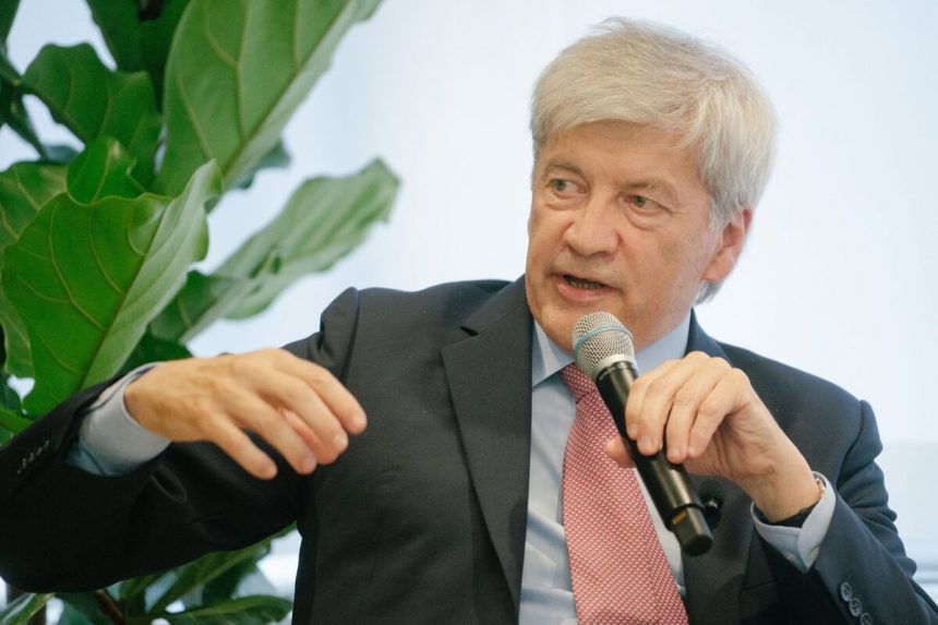raiffeisen-dice-que-levantar-las-sanciones-a-rasperia-es-de-interes-para-la-ue