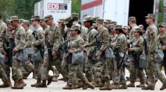 cientos-de-tropas-de-la-guardia-nacional-de-los-estados-unidos-llegan-a-chicago
