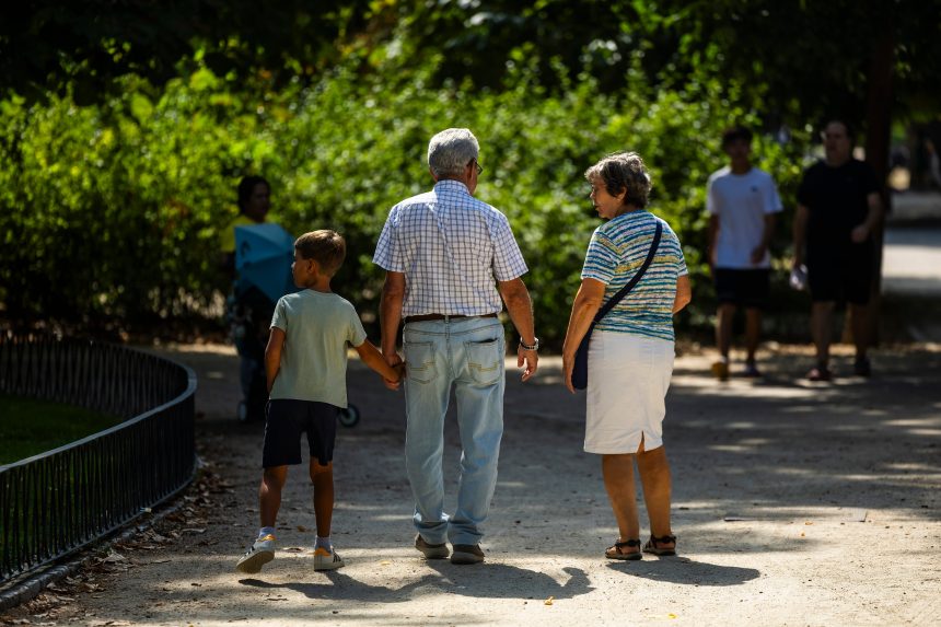 ¿95-euros-menos-en-2026?-solo-las-nominas-que-superen-5.000-euros-al-mes-aportaran-en-torno-a-esa-cifra-anual-para-las-pensiones