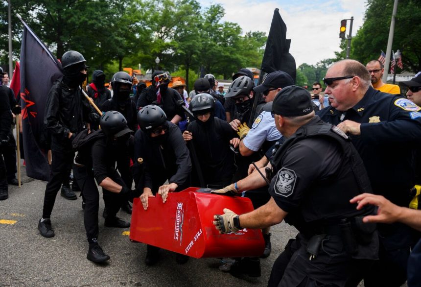 trump-busca-etiquetar-a-antifa-como-organizacion-terrorista-extranjera