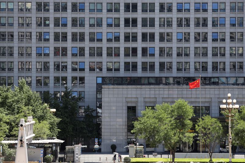 china-refuerza-los-controles-de-exportacion-de-tierras-raras-y-apunta-a-la-defensa-y-a-los-usuarios-de-semiconductores