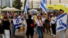 fuegos-artificiales-y-brindis-por-la-vida:-los-israelies-se-alegran-del-acuerdo-para-devolver-a-los-rehenes