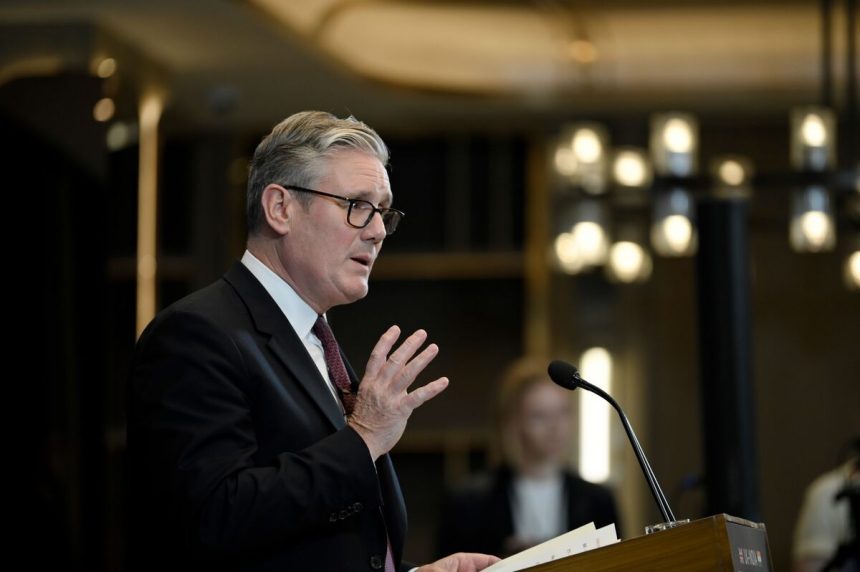 starmer-del-reino-unido-asistira-a-la-cumbre-de-paz-de-oriente-medio-en-egipto