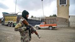 los-talibanes-afganos-confirman-ataques-fronterizos-de-«represalia»-contra-pakistan