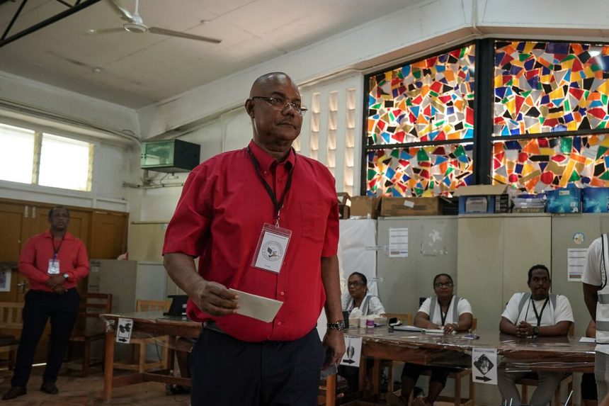 el-jefe-de-la-oposicion-de-seychelles-vence-al-presidente-en-ejercicio-en-la-segunda-vuelta