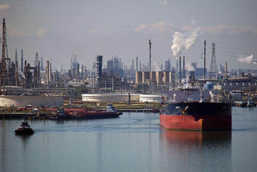 la-crisis-del-agua-en-texas-amenaza-un-punto-de-acceso-industrial-en-auge-para-exxon-y-koch