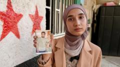 meses-despues-de-la-caida-de-assad,-las-familias-de-los-desaparecidos-en-siria-siguen-buscando-justicia