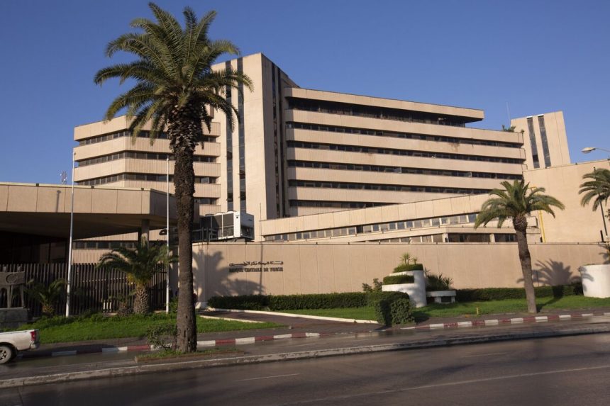 tunez-recurre-al-banco-central-y-al-impuesto-a-la-riqueza-despues-de-desairar-al-fmi