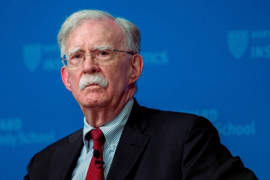 el-departamento-de-justicia-solicitara-acusacion-contra-bolton-por-acusaciones-de-ley-de-espionaje