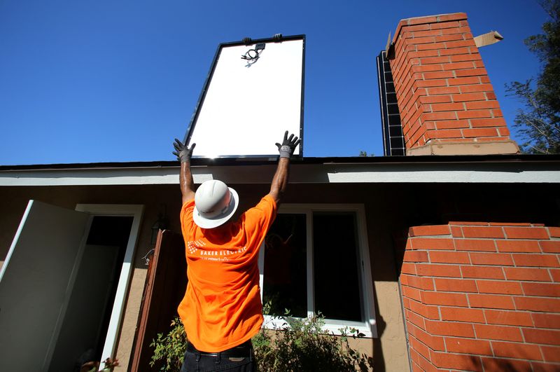 los-estados-demandan-para-evitar-que-trump-cancele-el-programa-de-subvenciones-solares-de-7-mil-millones-de-dolares