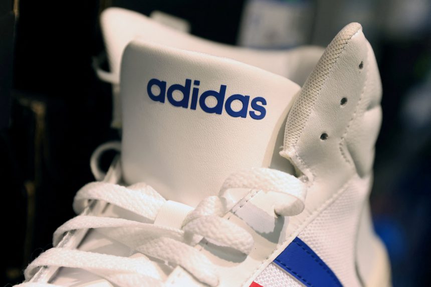 adidas-sufre-sus-primeras-perdidas-en-espana-tras-anotarse-un-gasto-de-29-millones-por-actas-fiscales