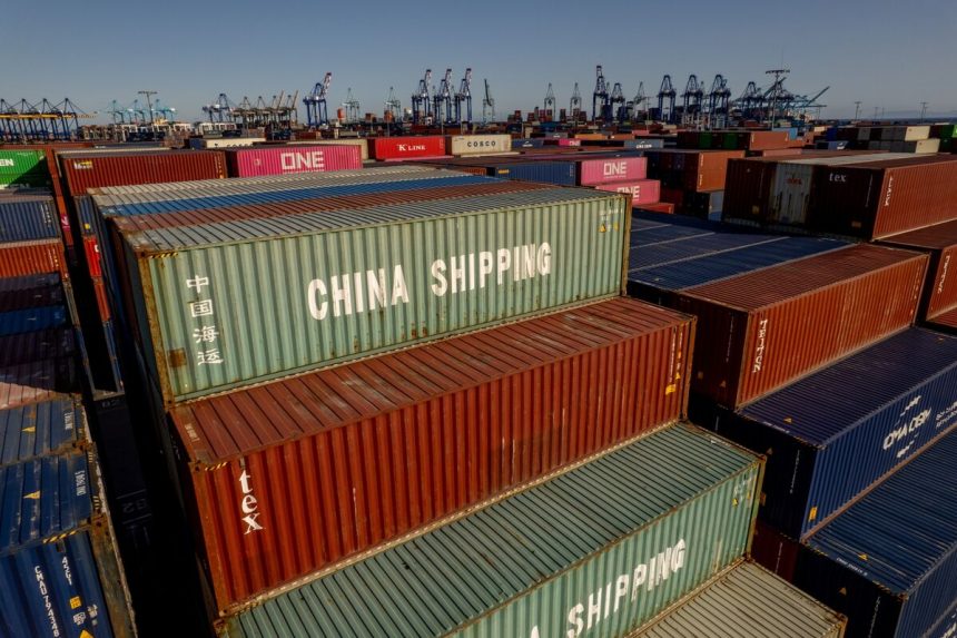 trump-dice-que-la-amenaza-de-imponer-altos-aranceles-a-china-«no-es-sostenible»