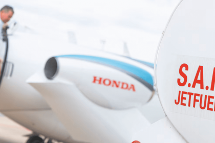 hondajet-prueba-vuelo-con-mezcla-100%-saf