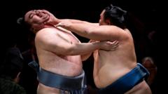 no-hay-nada-como-sentir-temblar-el-royal-albert-hall-cuando-los-luchadores-de-sumo-chocan