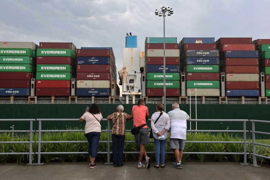 se-insta-a-los-jefes-de-finanzas-mundiales-a-mantener-la-calma-mientras-se-intensifica-la-guerra-comercial