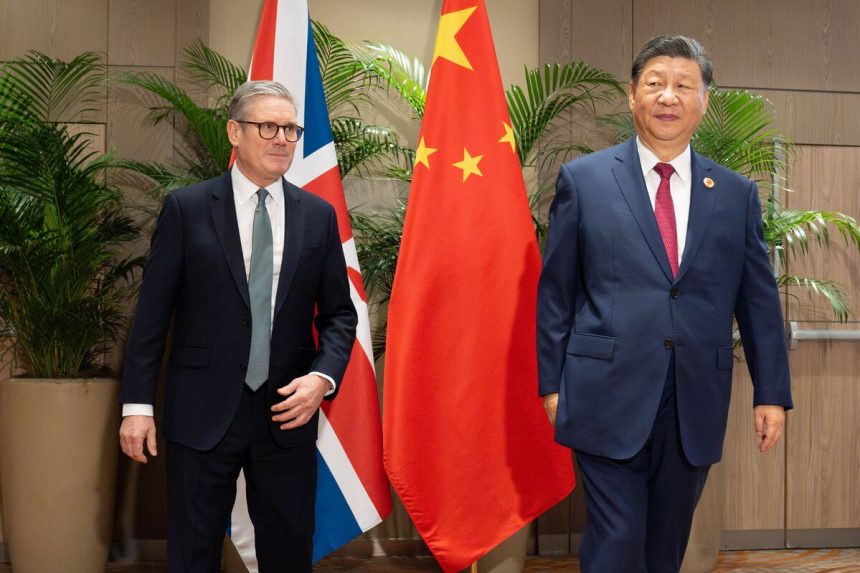 los-problemas-de-starmer-en-china-significan-que-un-‘lio-dificil-de-manejar’-se-volvio-aun-mas-complicado