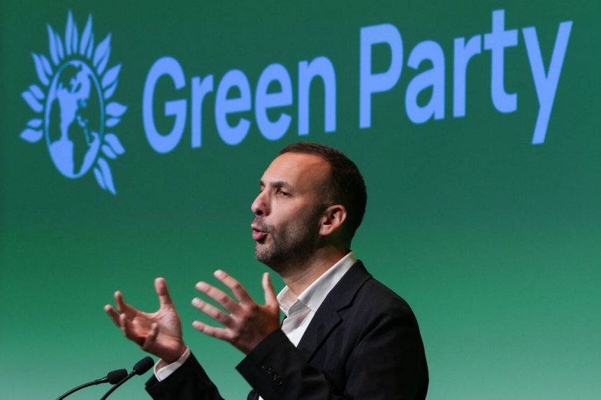 los-verdes-del-reino-unido-informan-un-aumento-en-el-numero-de-miembros-bajo-el-nuevo-lider
