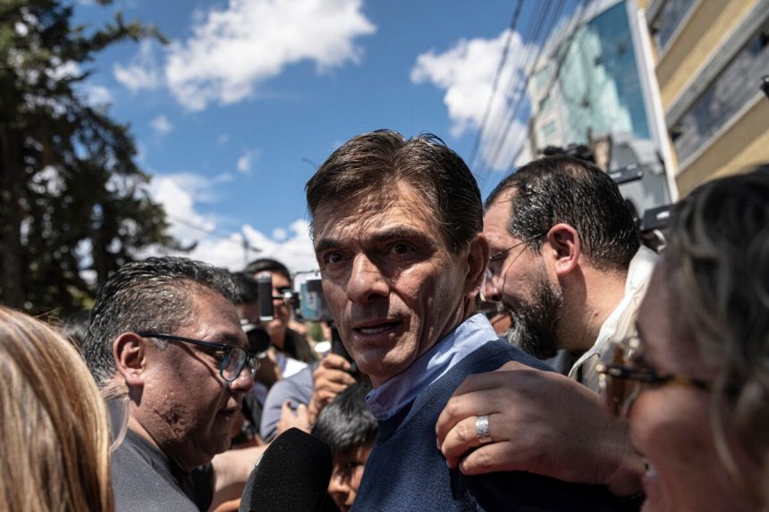 senador-proempresarial-gana-segunda-vuelta-en-bolivia-en-medio-del-caos-economico