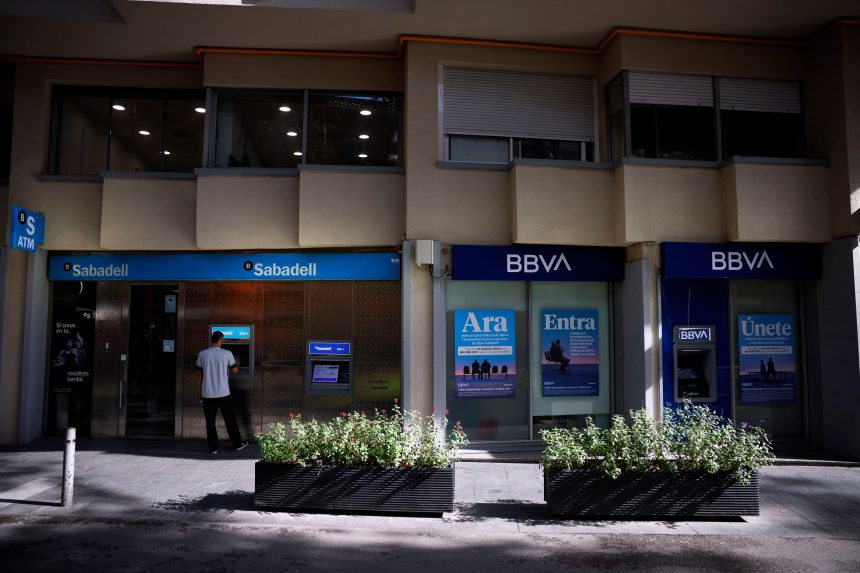 la-opa-del-bbva-al-sabadell-destapa-los-angulos-muertos-de-la-ley-de-opas