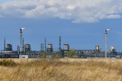 el-ataque-con-aviones-no-tripulados-exclusivos-de-ucrania-a-una-planta-de-gas-rusa-afecta-la-produccion-de-kazajstan,-dicen-las-fuentes
