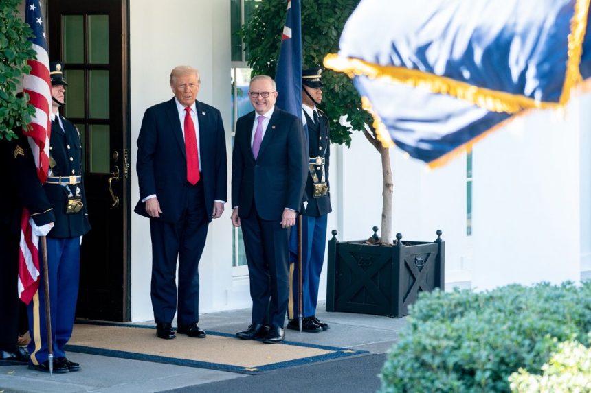 trump-firma-acuerdo-sobre-minerales-criticos-con-australia