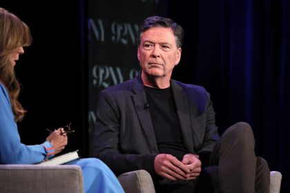 comey-intenta-desestimar-los-cargos-del-departamento-de-justicia