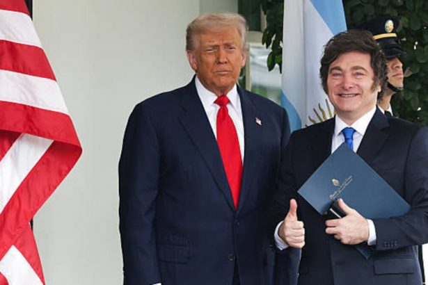 estados-unidos-y-argentina-firman-una-linea-de-swap-de-20-mil-millones-de-dolares-para-impulsar-a-milei