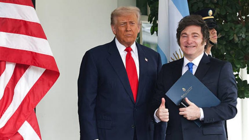 estados-unidos-y-argentina-firman-una-linea-de-swap-de-20-mil-millones-de-dolares-para-impulsar-a-milei