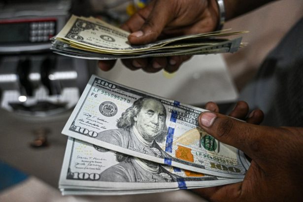 kkr-dice-que-mas-inversiones-fluyen-hacia-asia-desde-eeuu.-a-medida-que-el-dolar-cae