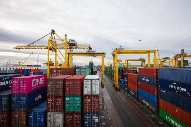 los-riesgos-fiscales-y-arancelarios-de-eeuu.-se-alivian-para-irlanda,-dice-goodbody