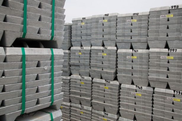 el-zinc-sube-por-tercer-dia-antes-de-la-inminente-reduccion-de-la-oferta
