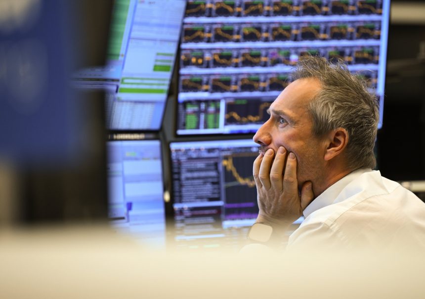 resultados-solidos-en-wall-street-y-expectativas-de-recorte-de-tipos,-el-impulso-que-mantiene-vivas-las-bolsas