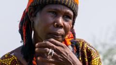 «tememos-por-nuestras-almas»:-los-agricultores-nigerianos-necesitan-guardias-armados-para-protegerlos-de-los-yihadistas