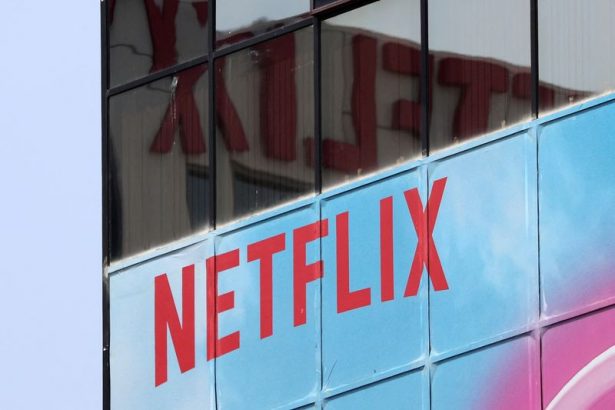 oferta-de-la-manana:-el-oro-retrocede-y-netflix-decepciona