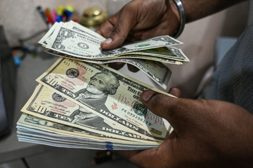 por-que-el-mundo-empezo-a-cubrir-su-exposicion-al-dolar-estadounidense