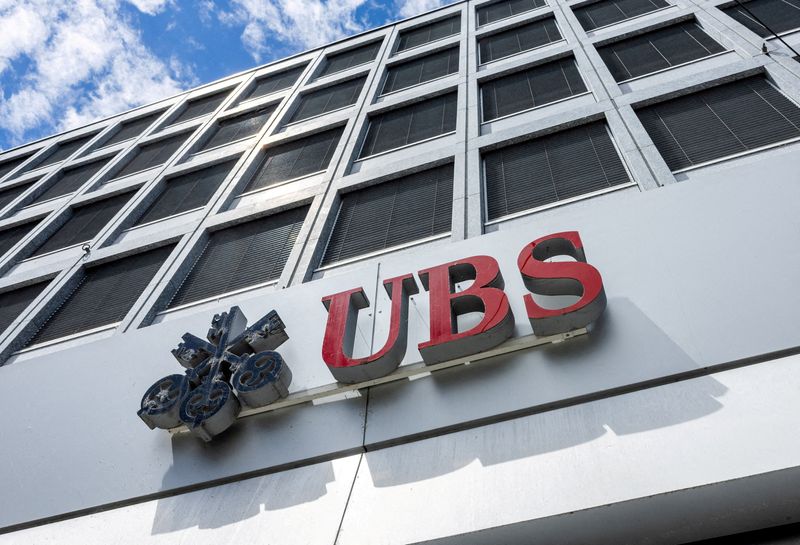 ubs-ve-volatilidad-a-corto-plazo-en-el-mercado-petrolero-despues-de-nuevas-sanciones-de-ee-uu.-y-exceso-de-oferta-para-limitar-el-repunte