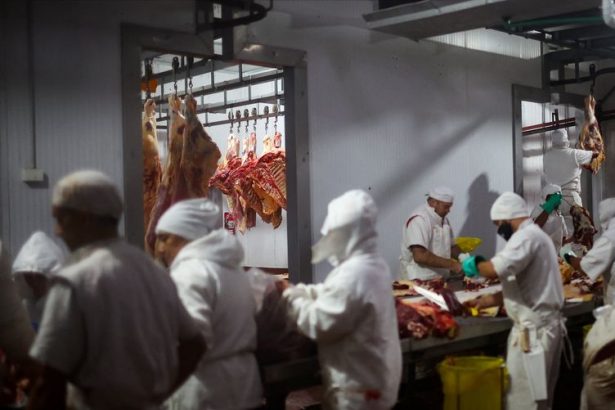 trump-cuadruplica-el-contingente-arancelario-de-carne-vacuna-argentina-a-80.000-toneladas-metricas